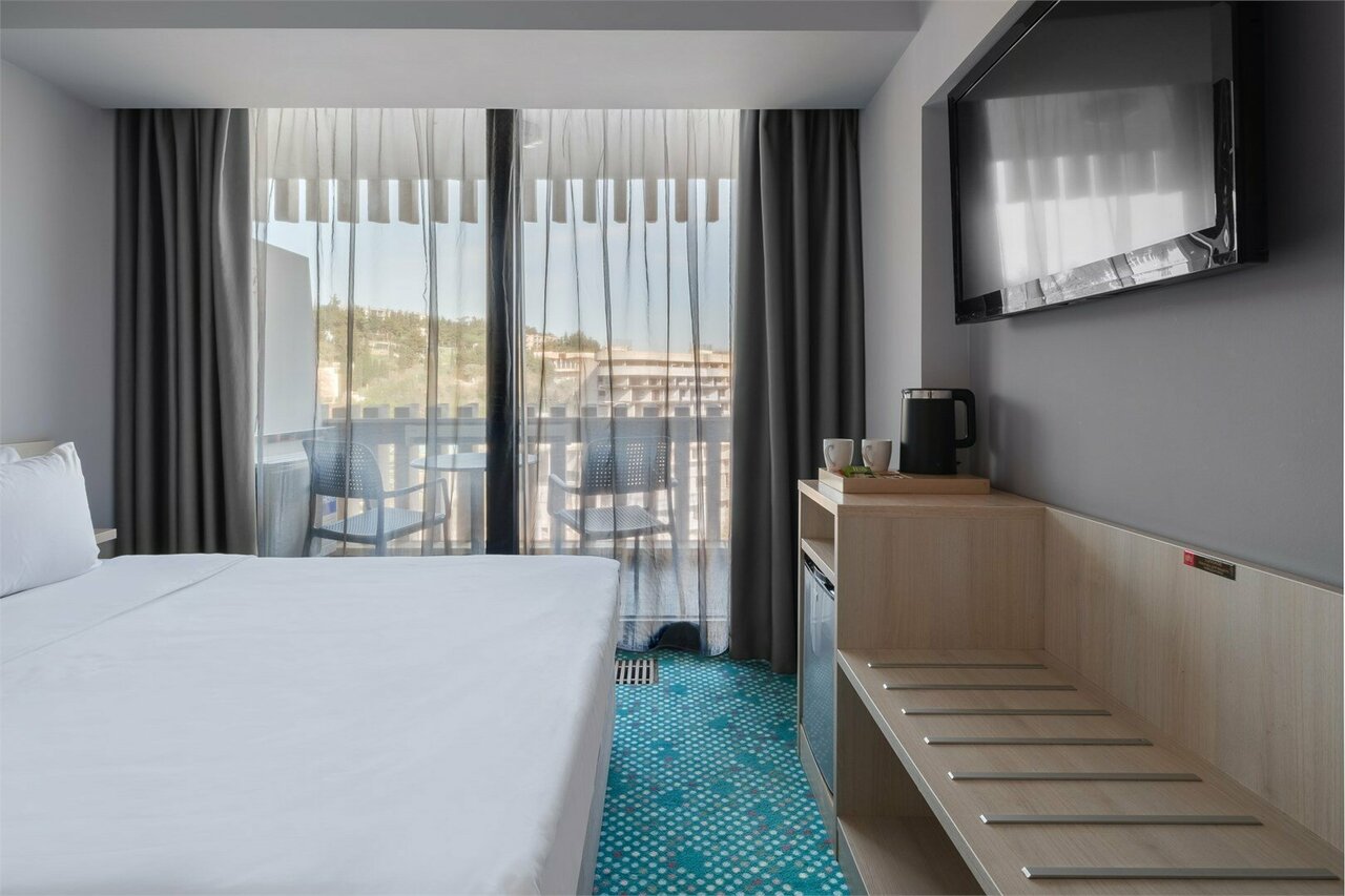 Гостиница Ялта-Интурист Ялта