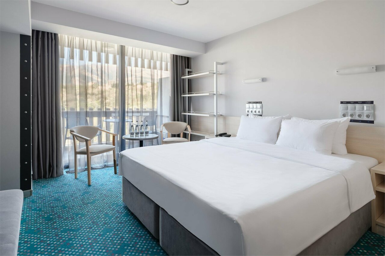 Гостиница Ялта-Интурист Ялта