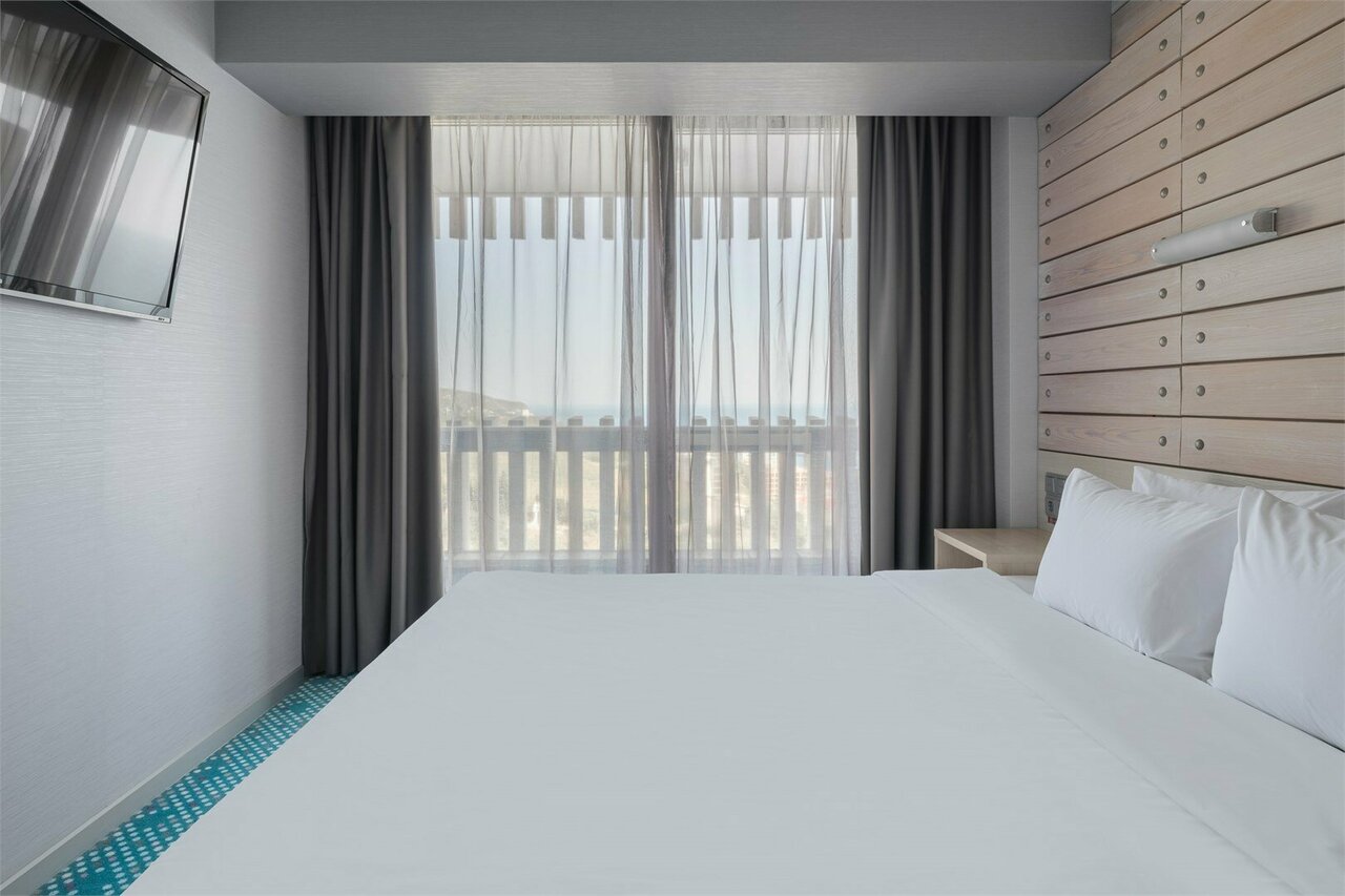 Гостиница Ялта-Интурист Ялта