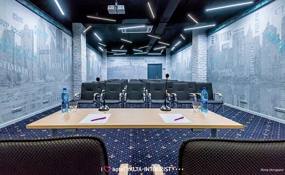 Гостиница Ялта-Интурист Ялта-87