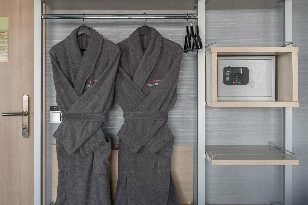 Гостиница Ялта-Интурист Ялта