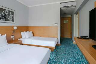 Гостиница Ялта-Интурист Ялта Стандарт с двумя односпальными кроватями (YALTA INTOURIST)-3