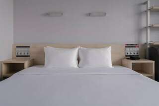 Гостиница Ялта-Интурист Ялта Стандарт улучшенный с двуспальной кроватью (GREEN PARK)-6