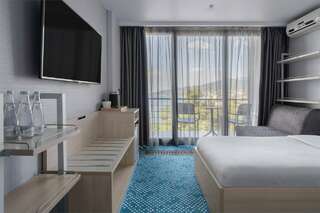 Гостиница Ялта-Интурист Ялта Стандарт улучшенный с двумя односпальными кроватями (GREEN PARK)-3